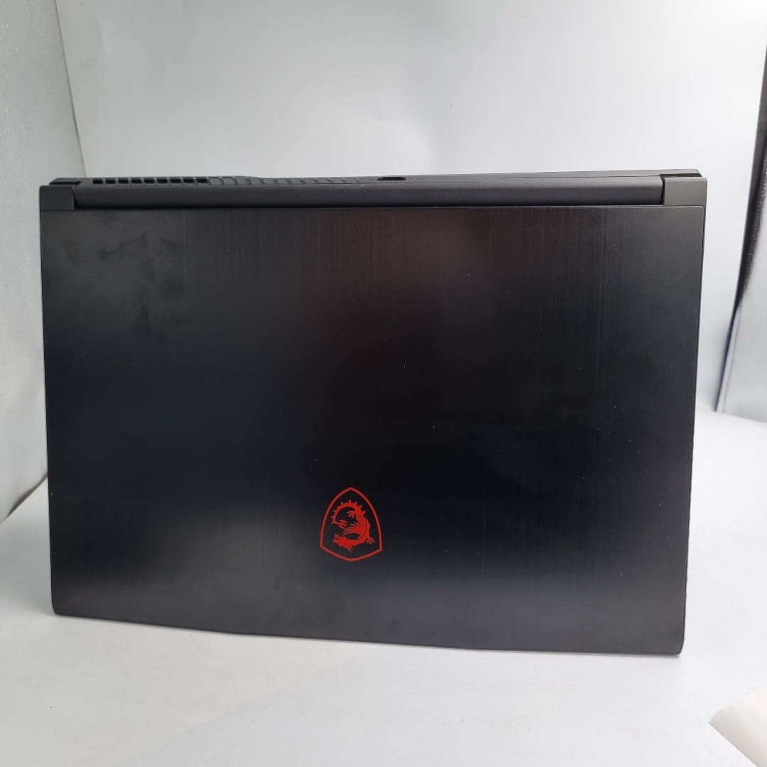 LAPTOP MSI GF63 THIN 11SC-1419MX (2023) 256 GB SSD 8 GB RAM (SEMINUEVO)