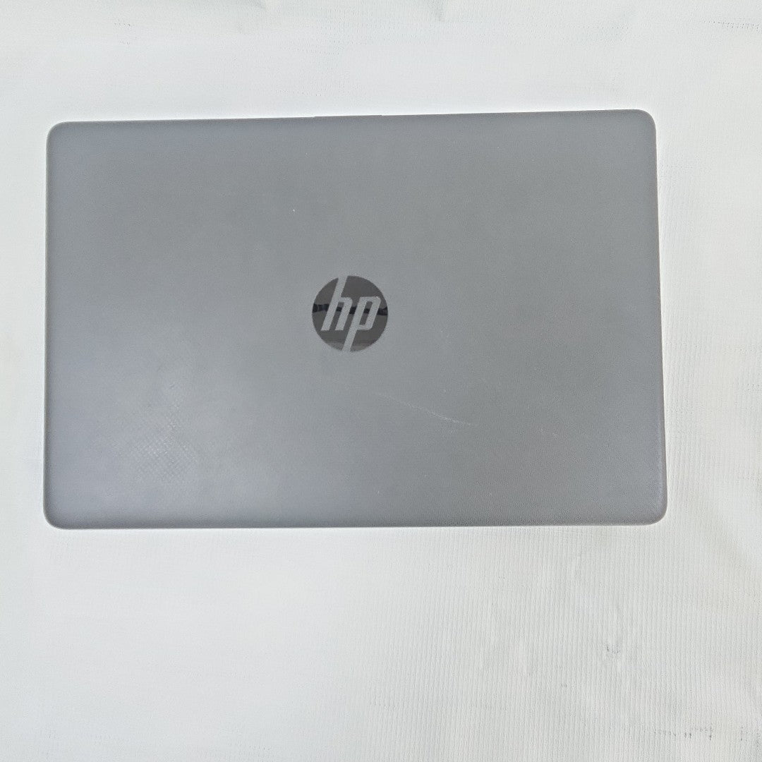 LAPTOP HP 15-DW1056LA (2022) 256 GB SSD 8 GB RAM (SEMINUEVO)