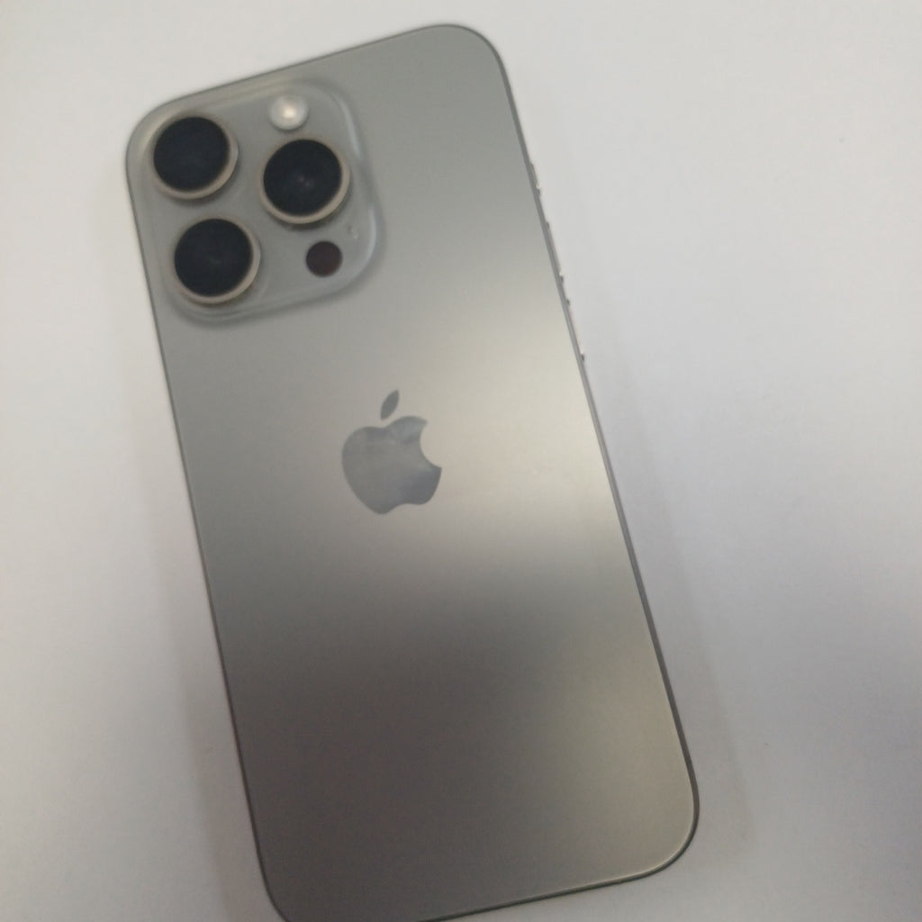 CELULAR APPLE IPHONE 15 PRO A3101 512 GB 8 GB RAM (SEMINUEVO)