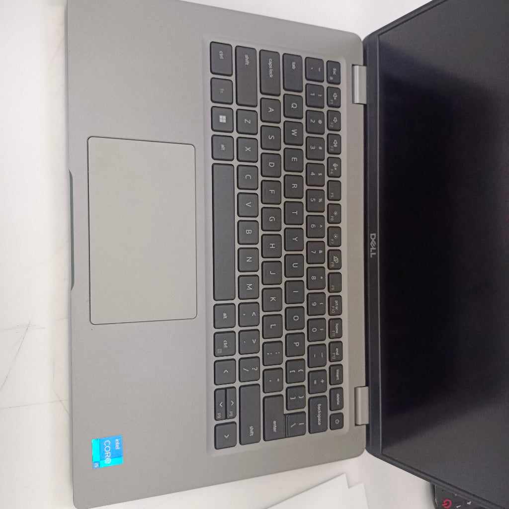 LAPTOP DELL LATITUDE 5430 (2022) 512 GB SSD 16 GB RAM (SEMINUEVO)