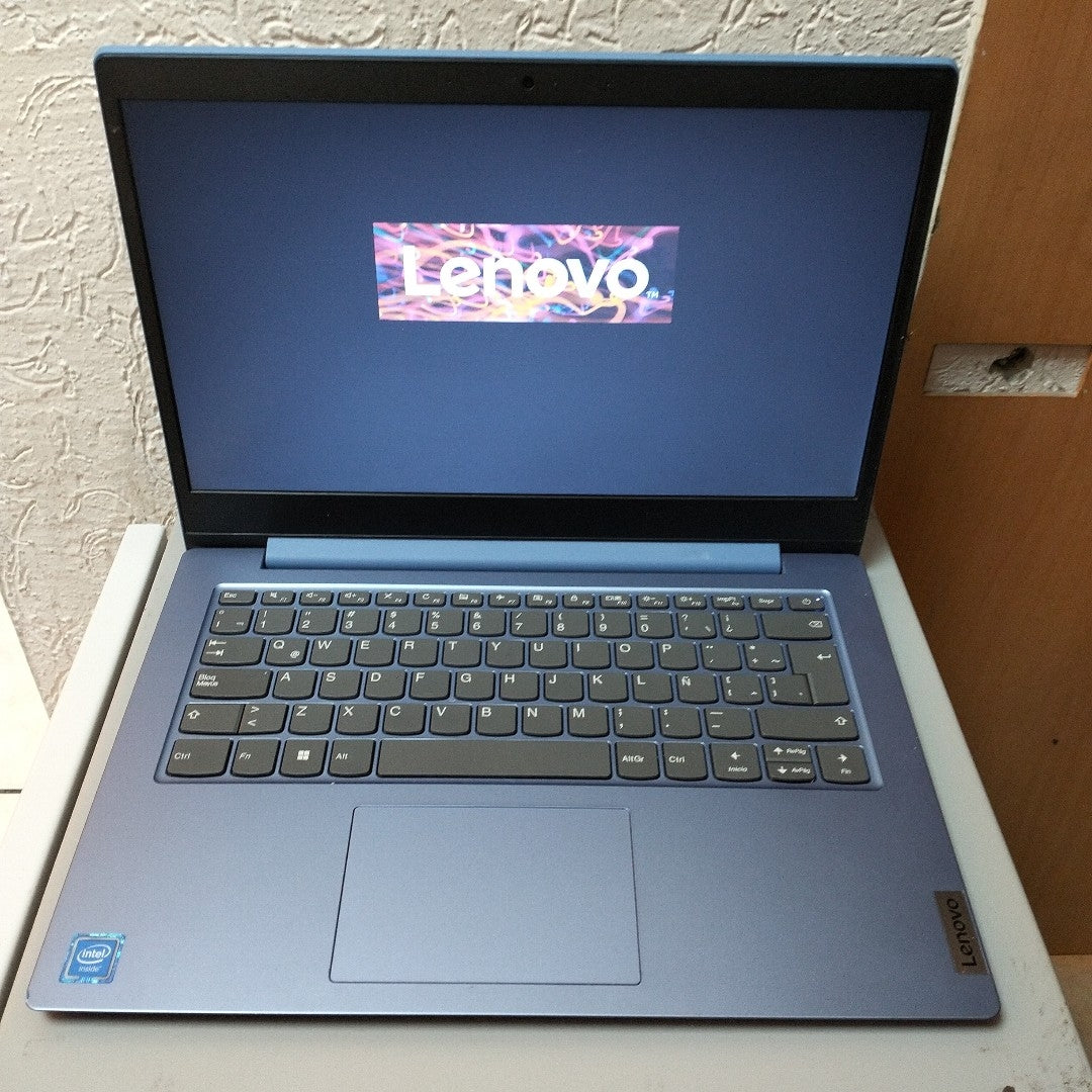 LAPTOP LENOVO IDEAPAD 1 14IGL05 (2022) 64 GB SSD 4 GB RAM (SEMINUEVO)