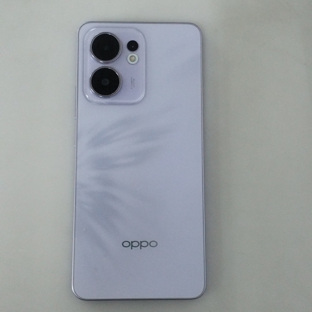 CELULAR OPPO  RENO 13F 5G CPH2699 (2025) 256 GB 12 GB RAM (SEMINUEVO)