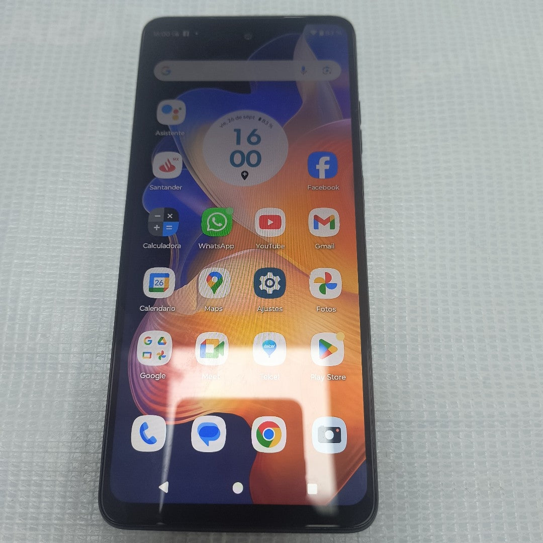 CELULAR MOTOROLA MOTO G24 XT2423-1 (2024) 256 GB 4 GB RAM (SEMINUEVO)