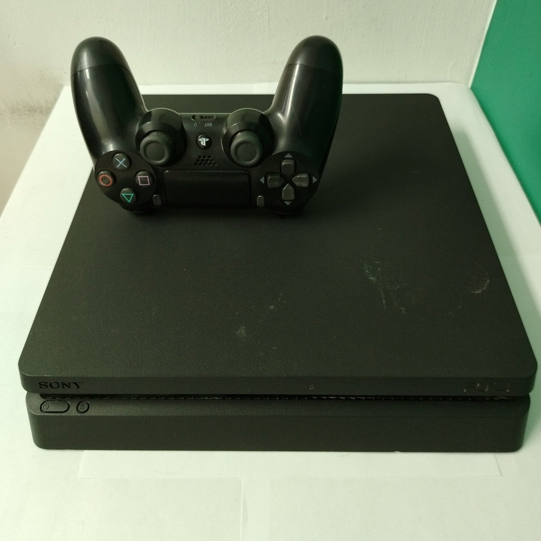 CONSOLA DE VIDEOJUEGO SONY PS4 SLIM 1 TB (SEMINUEVO)