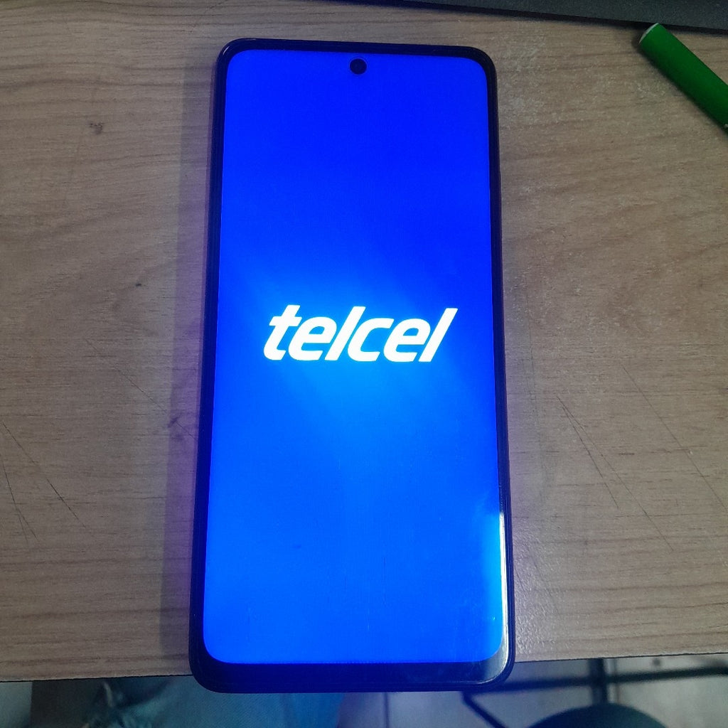 CELULAR OPPO  A40 CPH2669 (2024) 256 GB 4 GB RAM (SEMINUEVO)