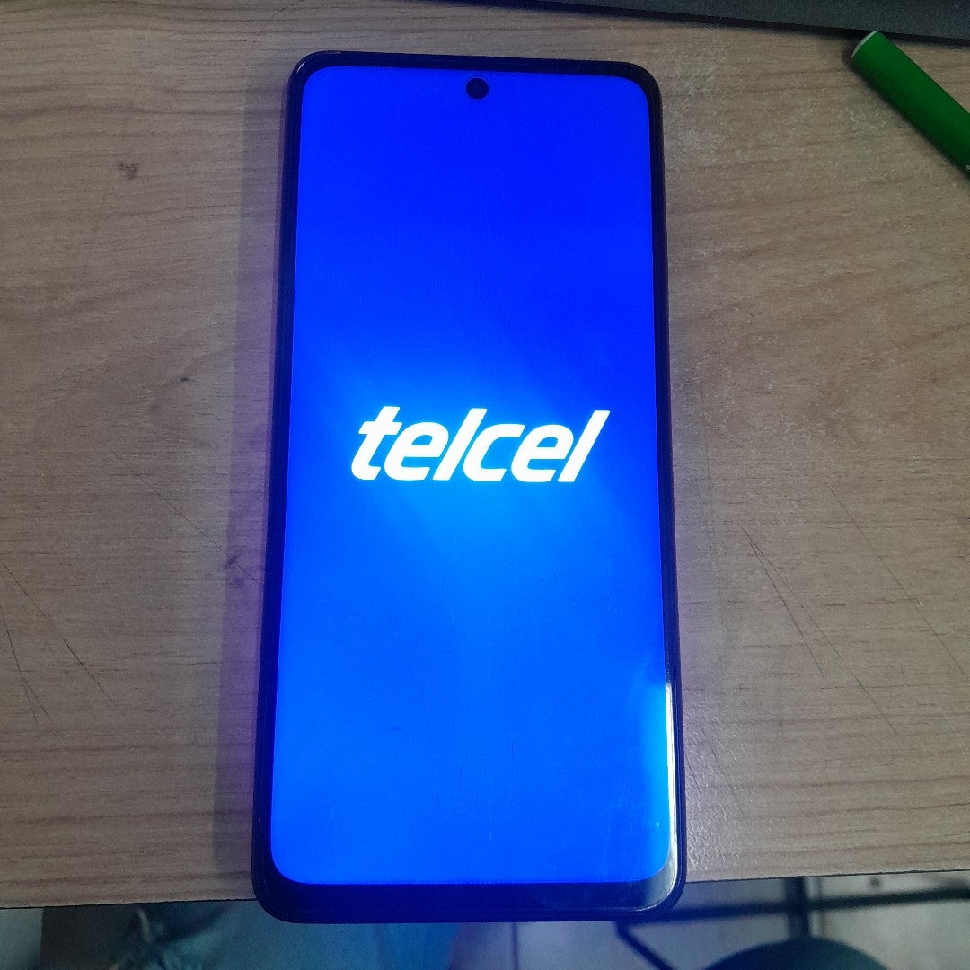 CELULAR OPPO  A40 CPH2669 (2024) 256 GB 4 GB RAM (SEMINUEVO)