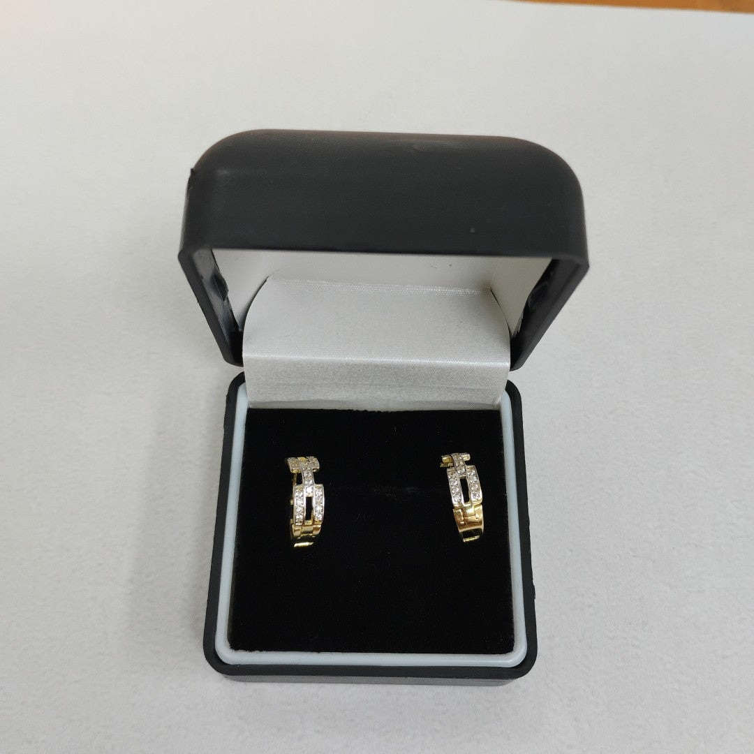 HUGGIES ORO 14K 2.3 (NUEVO)