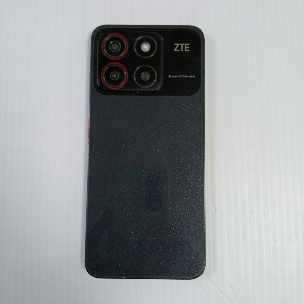 CELULAR ZTE BLADE A35 Z2453 (2024) 64 GB 4 GB RAM (SEMINUEVO)