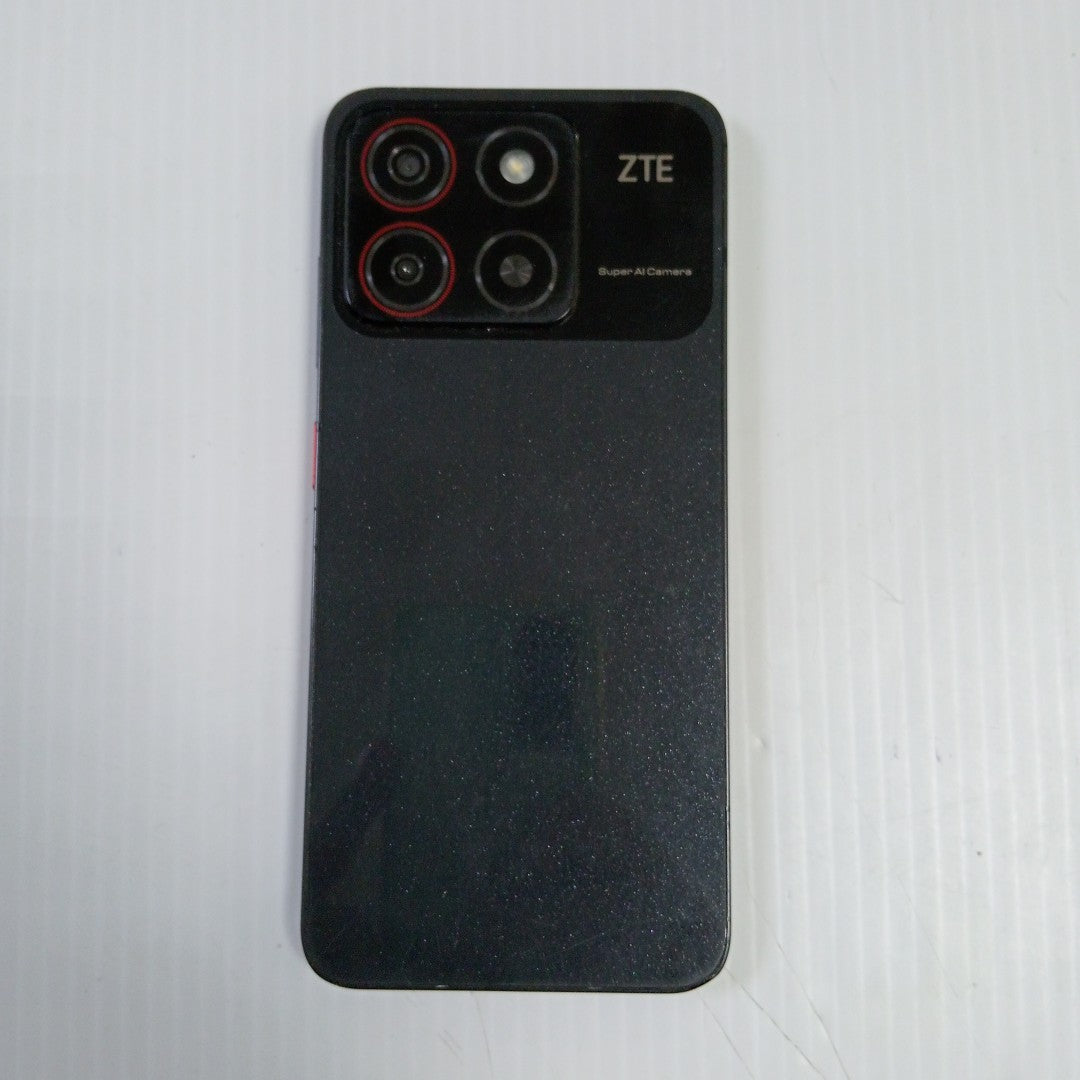 CELULAR ZTE BLADE A35 Z2453 (2024) 64 GB 4 GB RAM (SEMINUEVO)