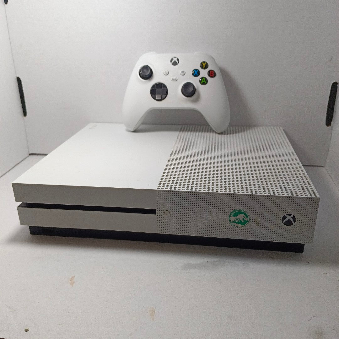 CONSOLA DE VIDEOJUEGO MICROSOFT XBOX ONE S 1 TB (SEMINUEVO)