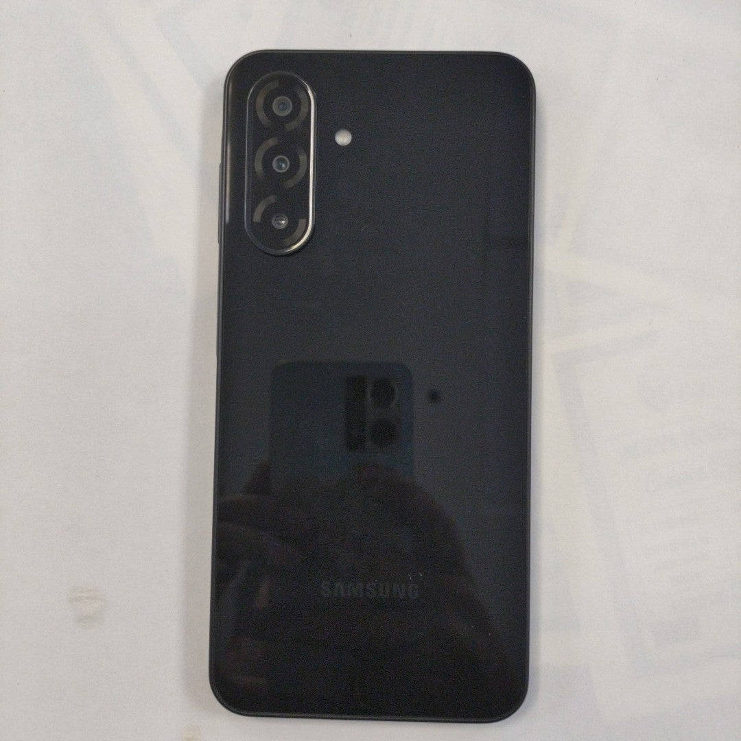 CELULAR SAMSUNG GALAXY A26 5G SM-A266M (2025) 256 GB 8 GB RAM (SEMINUEVO)