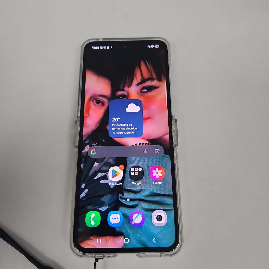 CELULAR SAMSUNG GALAXY Z FLIP 5 SM-F731N (2023) 512 GB 8 GB RAM (SEMINUEVO)