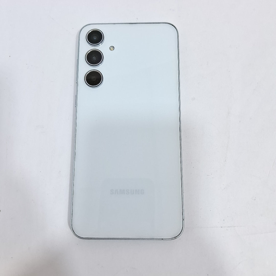 CELULAR SAMSUNG GALAXY A55 5G SM-A556E (2024) 128 GB 8 GB RAM (SEMINUEVO)