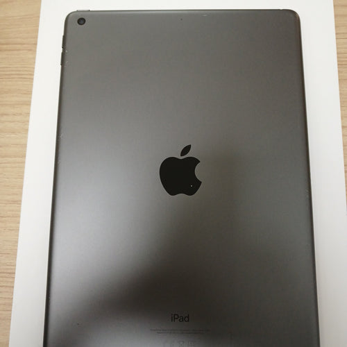 TABLETA APPLE IPAD 9 A2602 64 GB 3 GB RAM (SEMINUEVO)