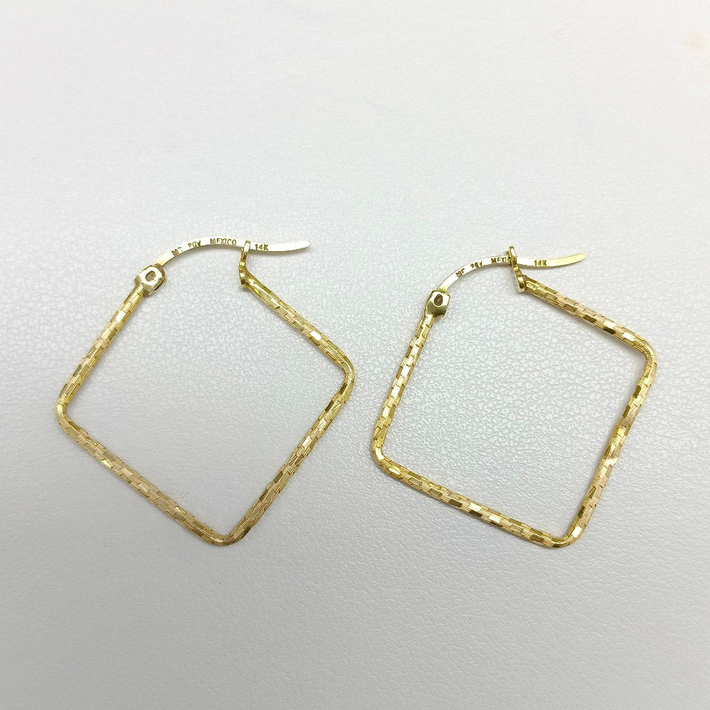 ARRACADAS PAR ORO 14 K 2 GRMS (SEMINUEVO)