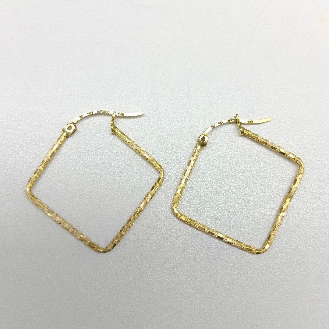 ARRACADAS PAR ORO 14 K 2 GRMS (SEMINUEVO)