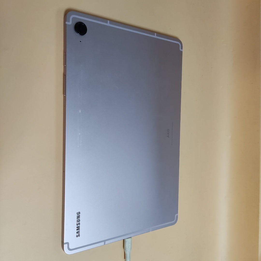 TABLETA SAMSUNG GALAXY TAB S9 FE SM-X510 (2023) 256 GB 8 GB RAM (SEMINUEVO)