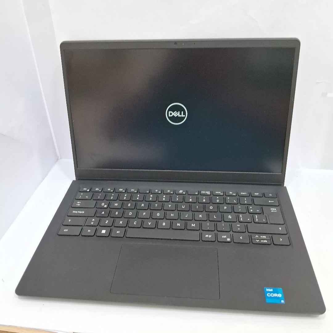 LAPTOP DELL VOSTRO 3420 (2023) 256 GB SSD 8 GB RAM (SEMINUEVO)