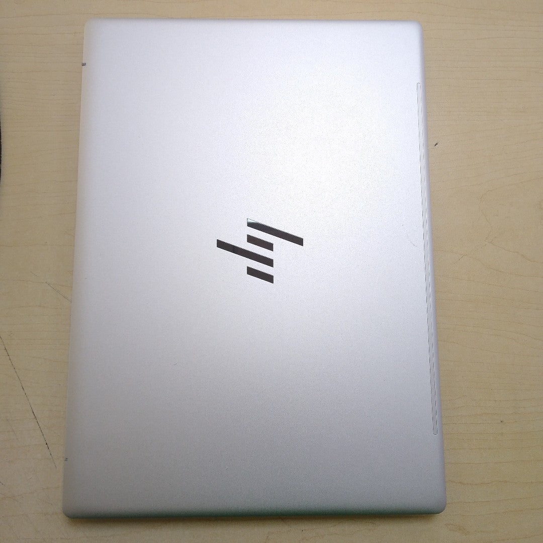 LAPTOP HP PAVILION PLUS 14-EH1002LA (2024) 512 GB SSD 16 GB RAM (SEMINUEVO)