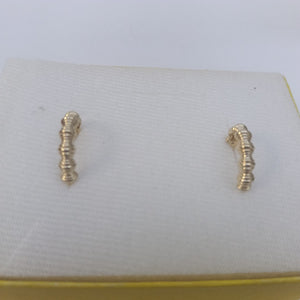 HUGGIES ORO 14K 2.8 (NUEVO)