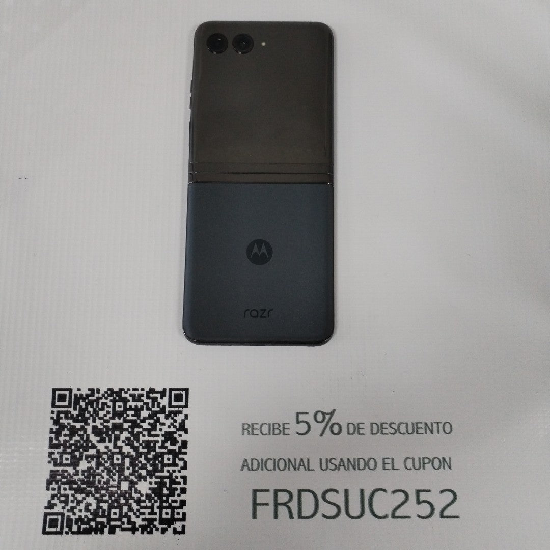 CELULAR MOTOROLA RAZR+ XT2321-3 (2023) 256 GB 8 GB RAM (SEMINUEVO)