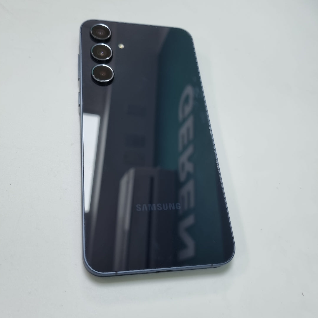 CELULAR SAMSUNG GALAXY A55 5G SM-A556E (2024) 256 GB 8 GB RAM (SEMINUEVO)