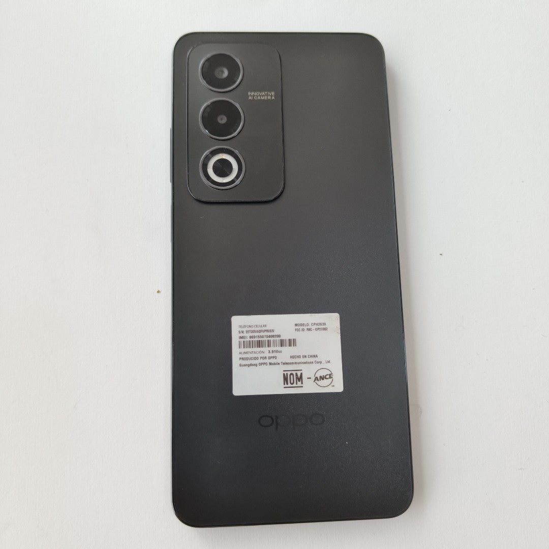 CELULAR OPPO  A80 5G CPH2639 (2024) 256 GB 8 GB RAM (SEMINUEVO)
