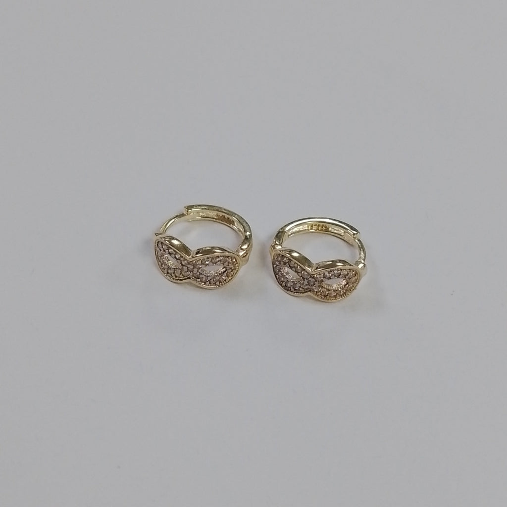 HUGGIES ORO 14K 1.8 (NUEVO)