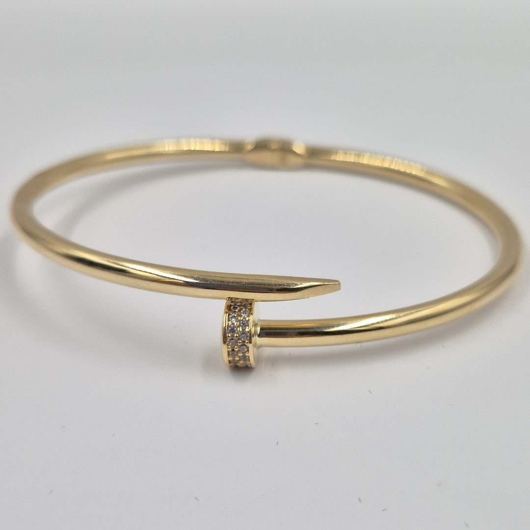 PULSERA CLAVO ORO 14K 7.6 (NUEVO)
