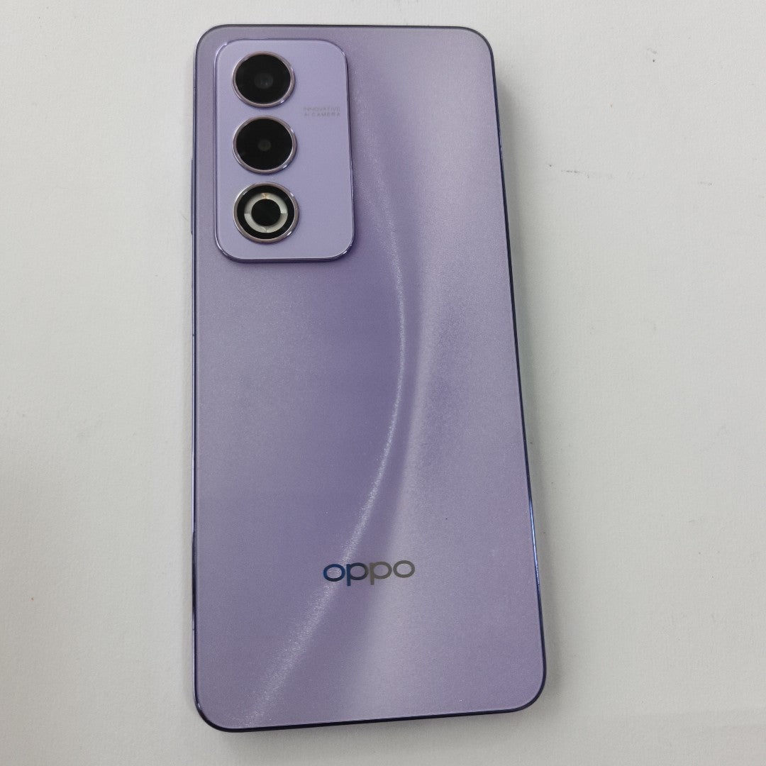 CELULAR OPPO  A80 5G CPH2639 (2024) 256 GB 8 GB RAM (SEMINUEVO)