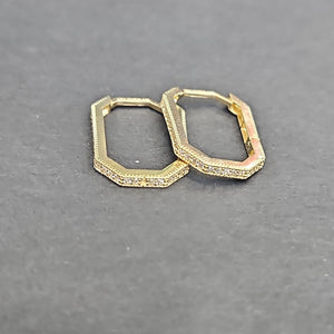 HUGGIES ORO 14K 2.6 (NUEVO)