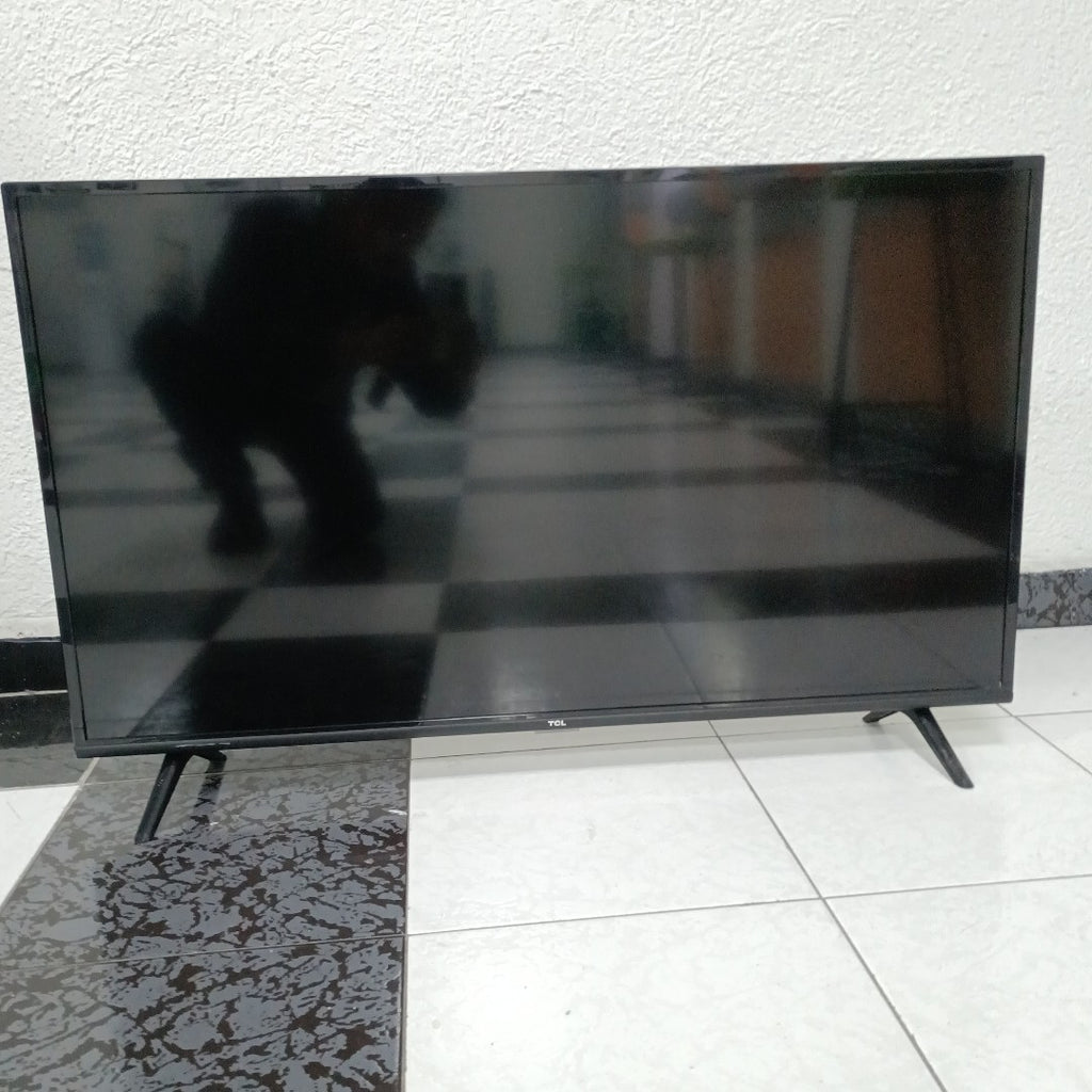 PANTALLA TCL 40A325 (2020) 40" LED FULL HD (SEMINUEVO)