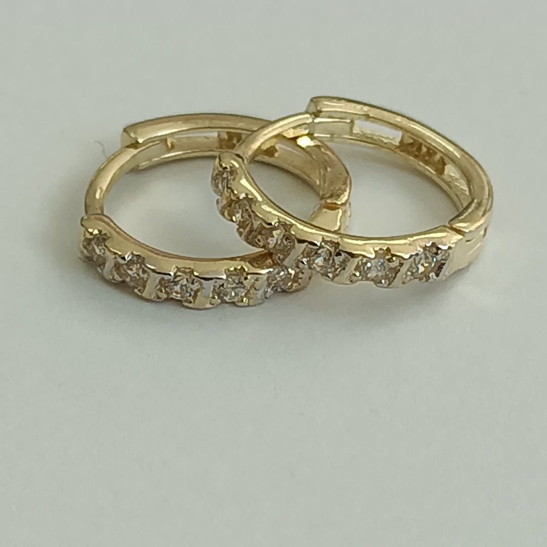 HUGGIES ORO 14K 1.2 (NUEVO)