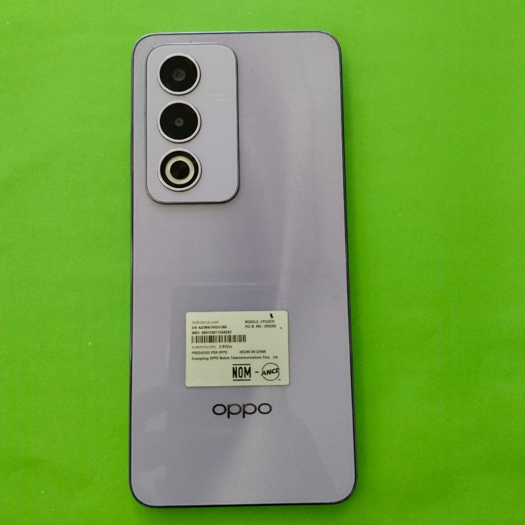 CELULAR OPPO  A80 5G CPH2639 (2024) 256 GB 8 GB RAM (SEMINUEVO)