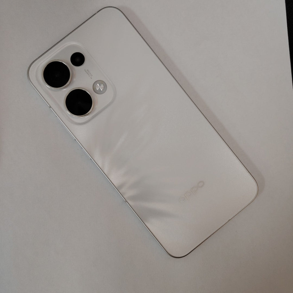 CELULAR OPPO  RENO13 5G CPH2689 (2024) 512 GB 12 GB RAM (SEMINUEVO)