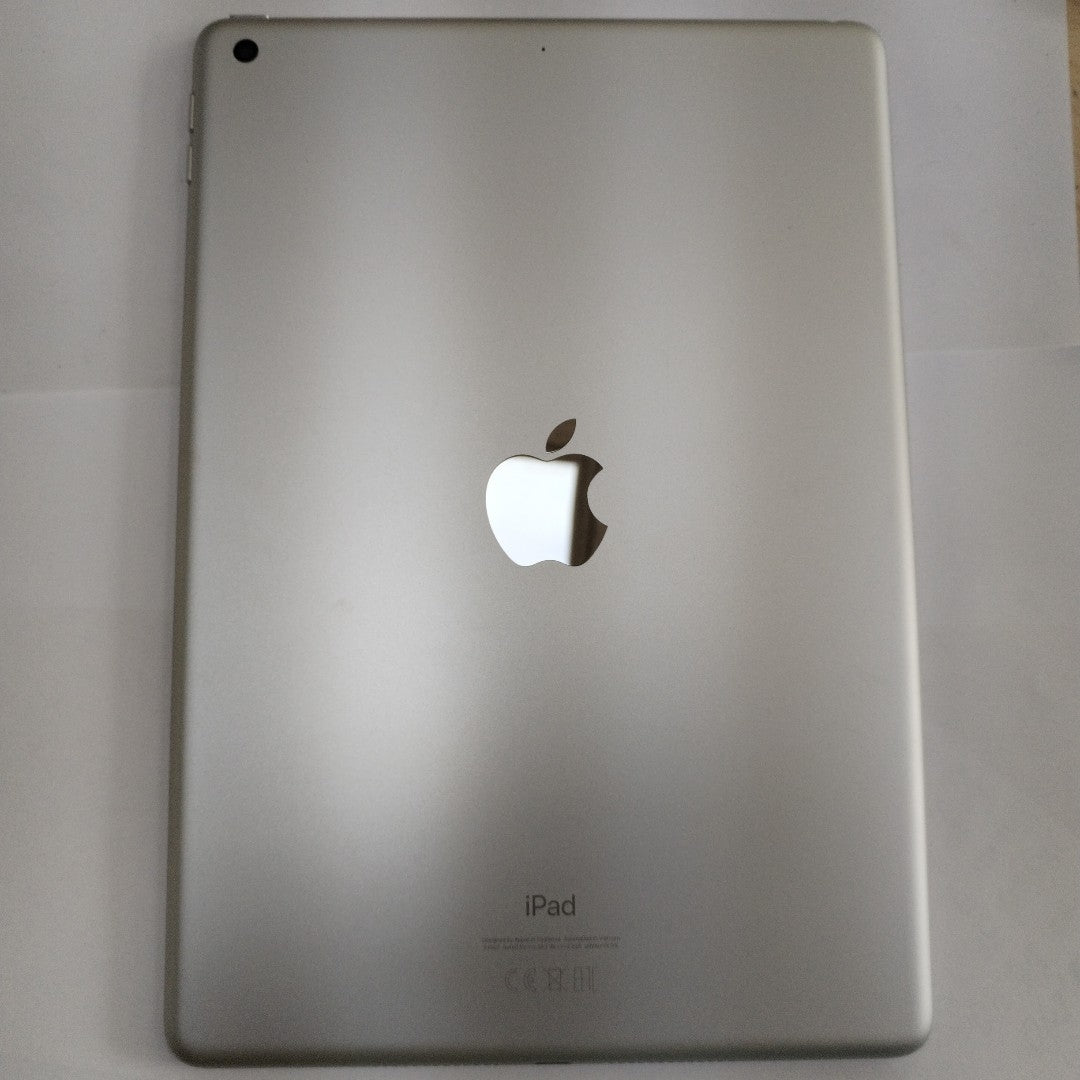 TABLETA APPLE IPAD 9 A2602 64 GB 3 GB RAM (SEMINUEVO)