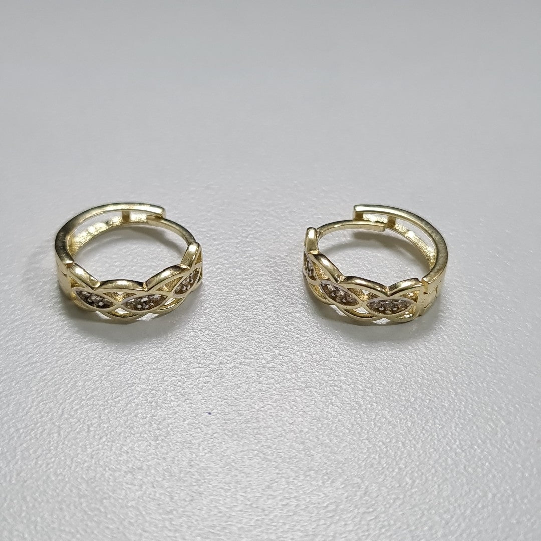 HUGGIES ORO 14K 2.1 (NUEVO)