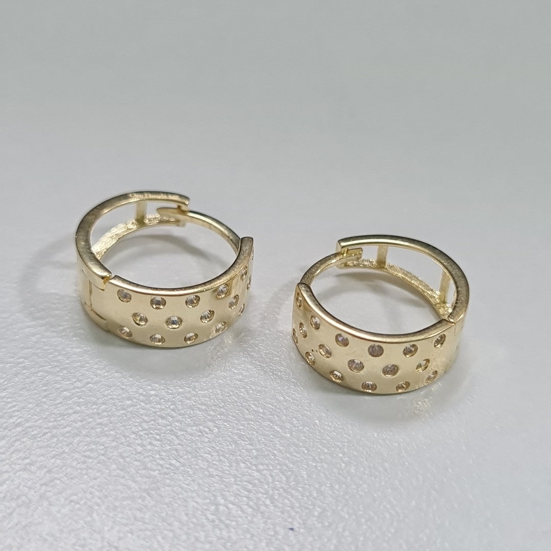 HUGGIES ORO 14K 2.6 (NUEVO)