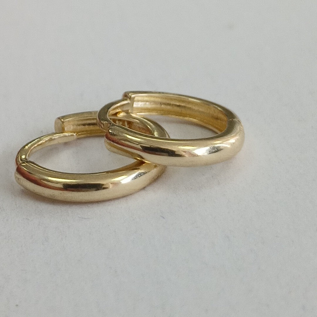 HUGGIES ORO 14K 1.5 (NUEVO)