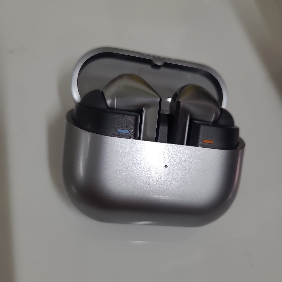 AUDIFONOS SAMSUNG GALAXY BUDS 3 PRO SM-R630 INALAMBRICO IN EAR (SEMINUEVO)