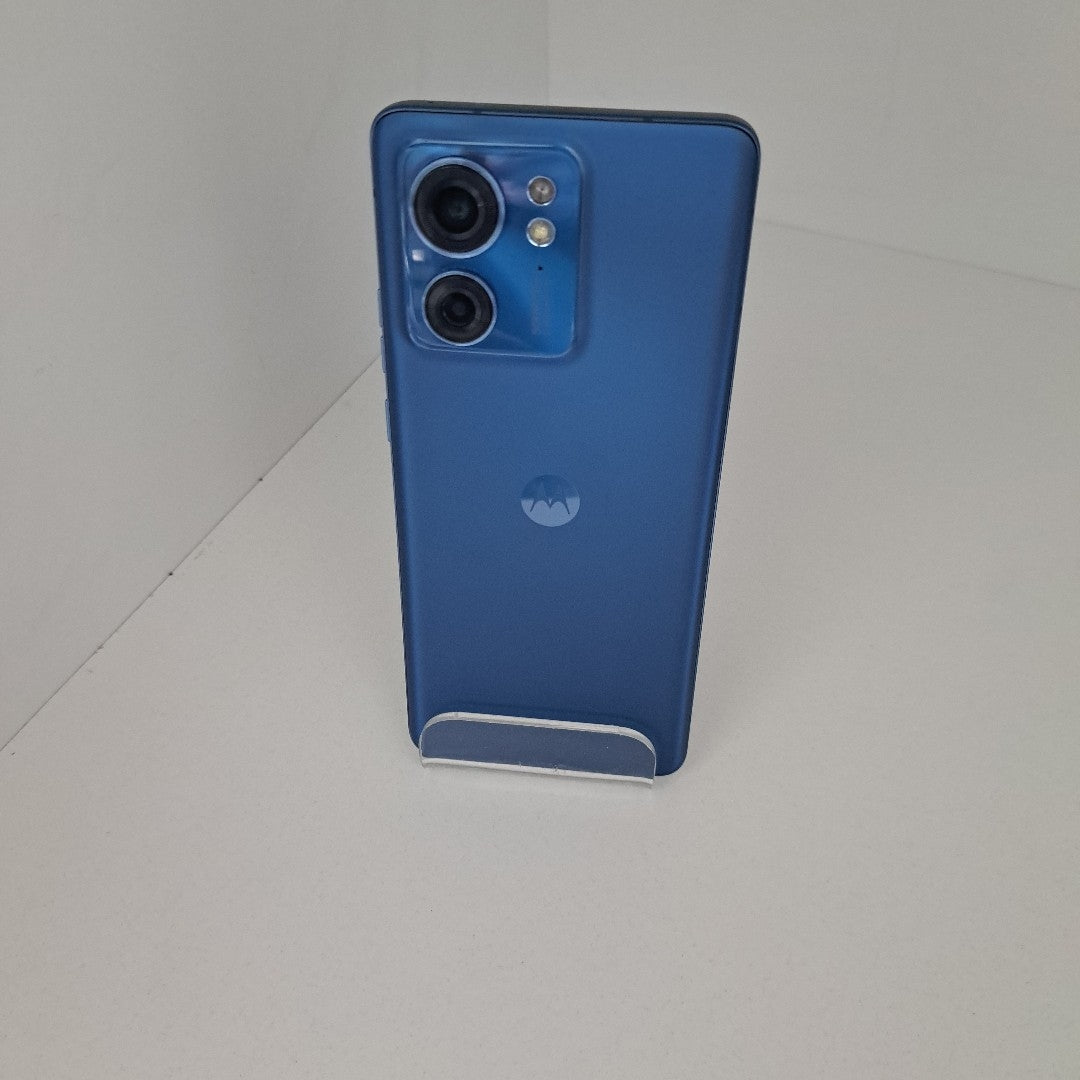 CELULAR MOTOROLA EDGE 40 XT2303-2 (2023) 256 GB 8 GB RAM (SEMINUEVO)