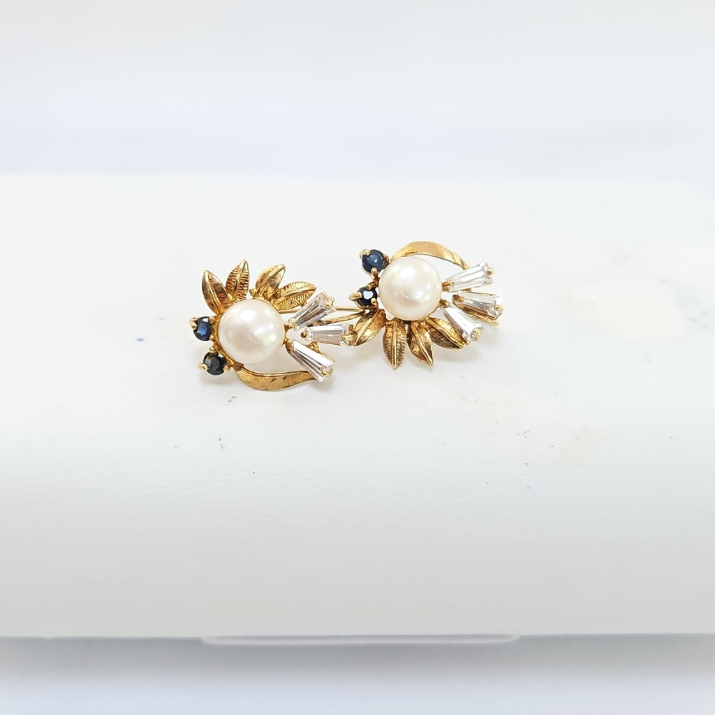 ARETES PAR. ORO. 8 K 3.5 GRMS (SEMINUEVO)
