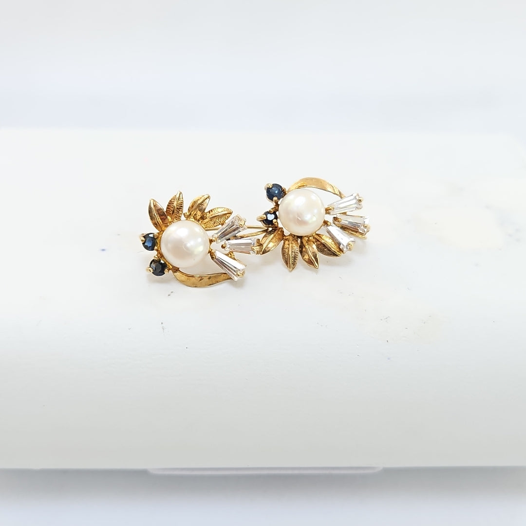 ARETES PAR. ORO. 8 K 3.5 GRMS (SEMINUEVO)