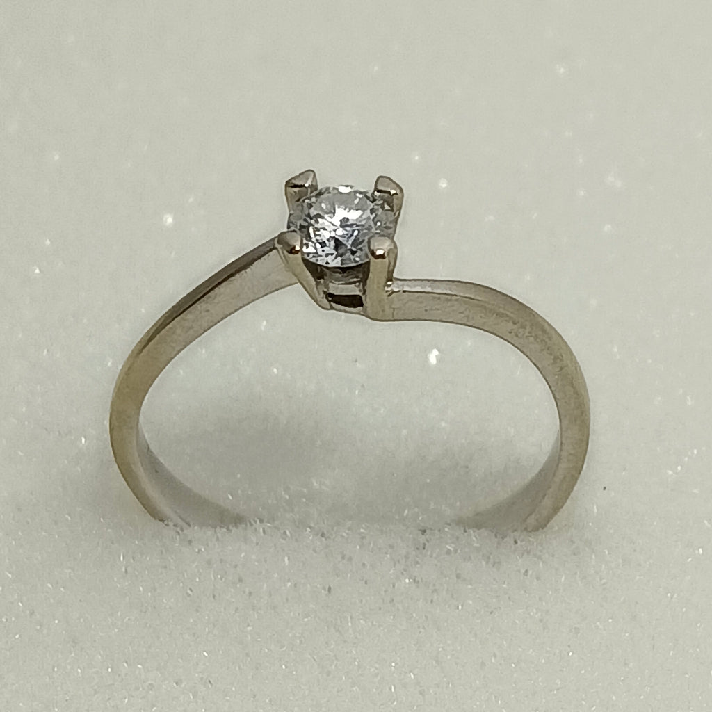 ANILLITO. ORO. 18 K 2 GRMS (SEMINUEVO)