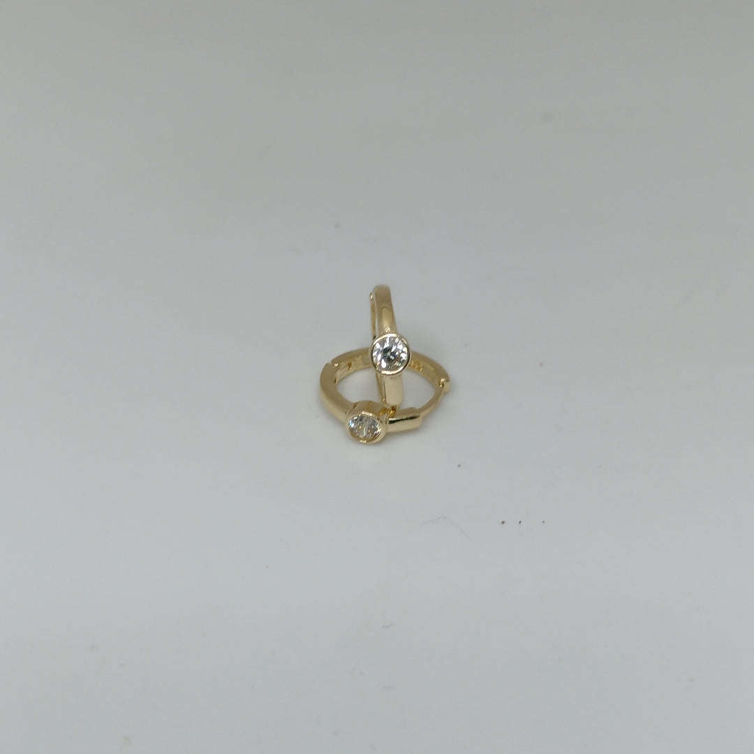 HUGGIES ORO 14K 1.4 (NUEVO)