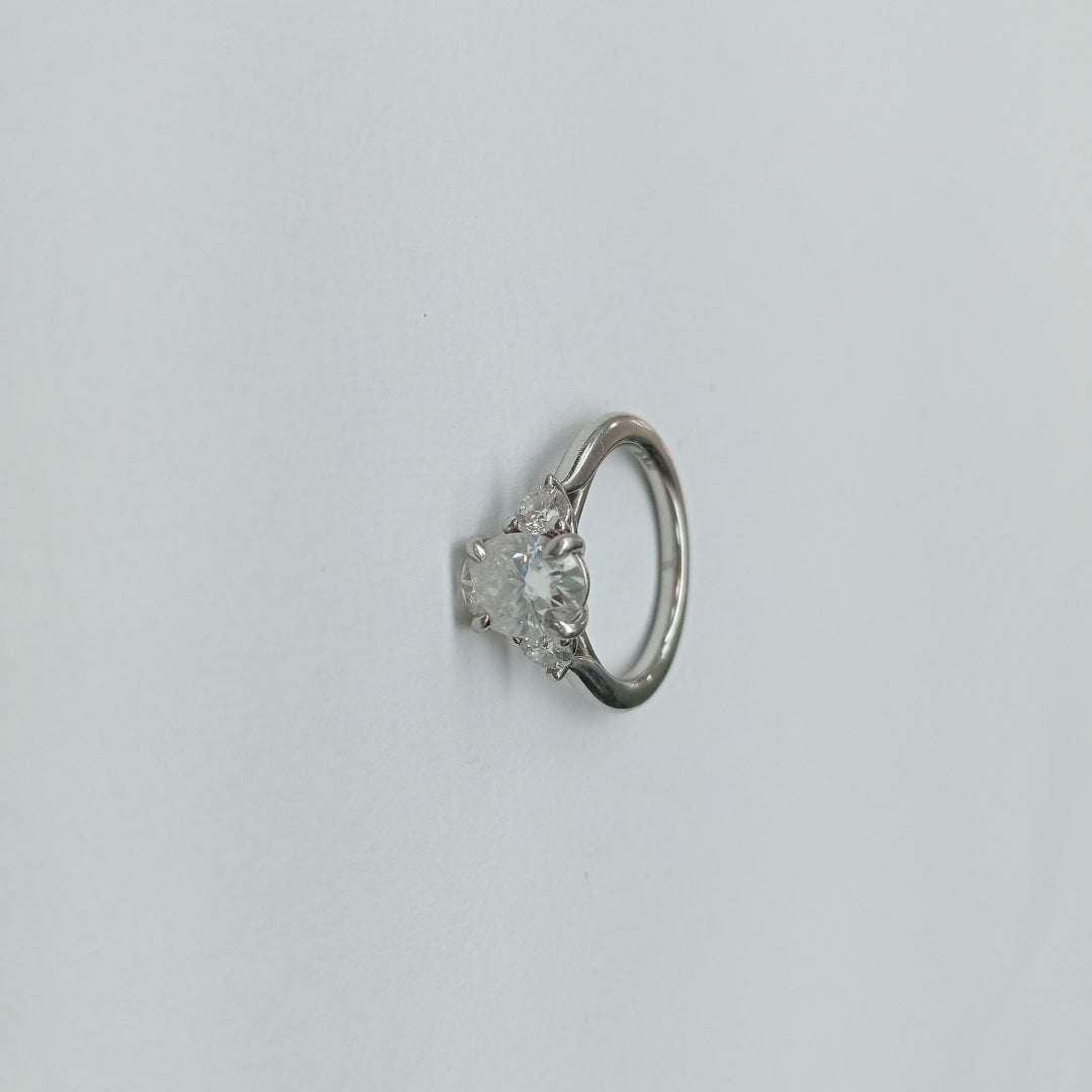 ANILLITO. PLATINO. 5.1 GRMS (SEMINUEVO)