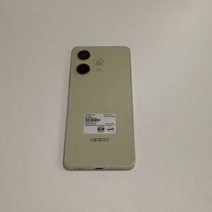 CELULAR OPPO  A5 PRO CPH2711 (2025) 256 GB 8 GB RAM (SEMINUEVO)