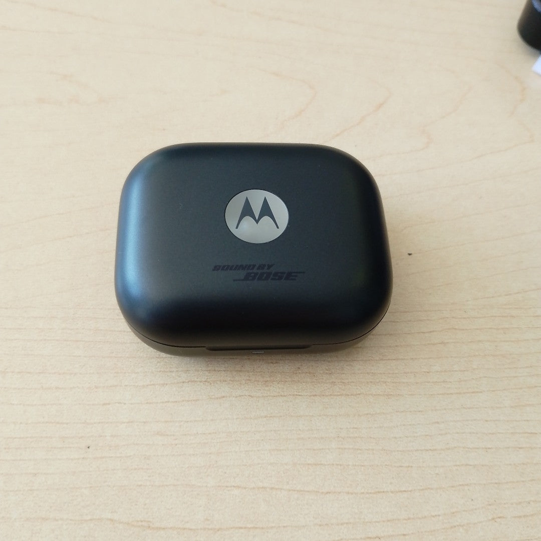 AUDIFONOS MOTOROLA MOTO BUDS+ INALAMBRICO IN EAR (SEMINUEVO)