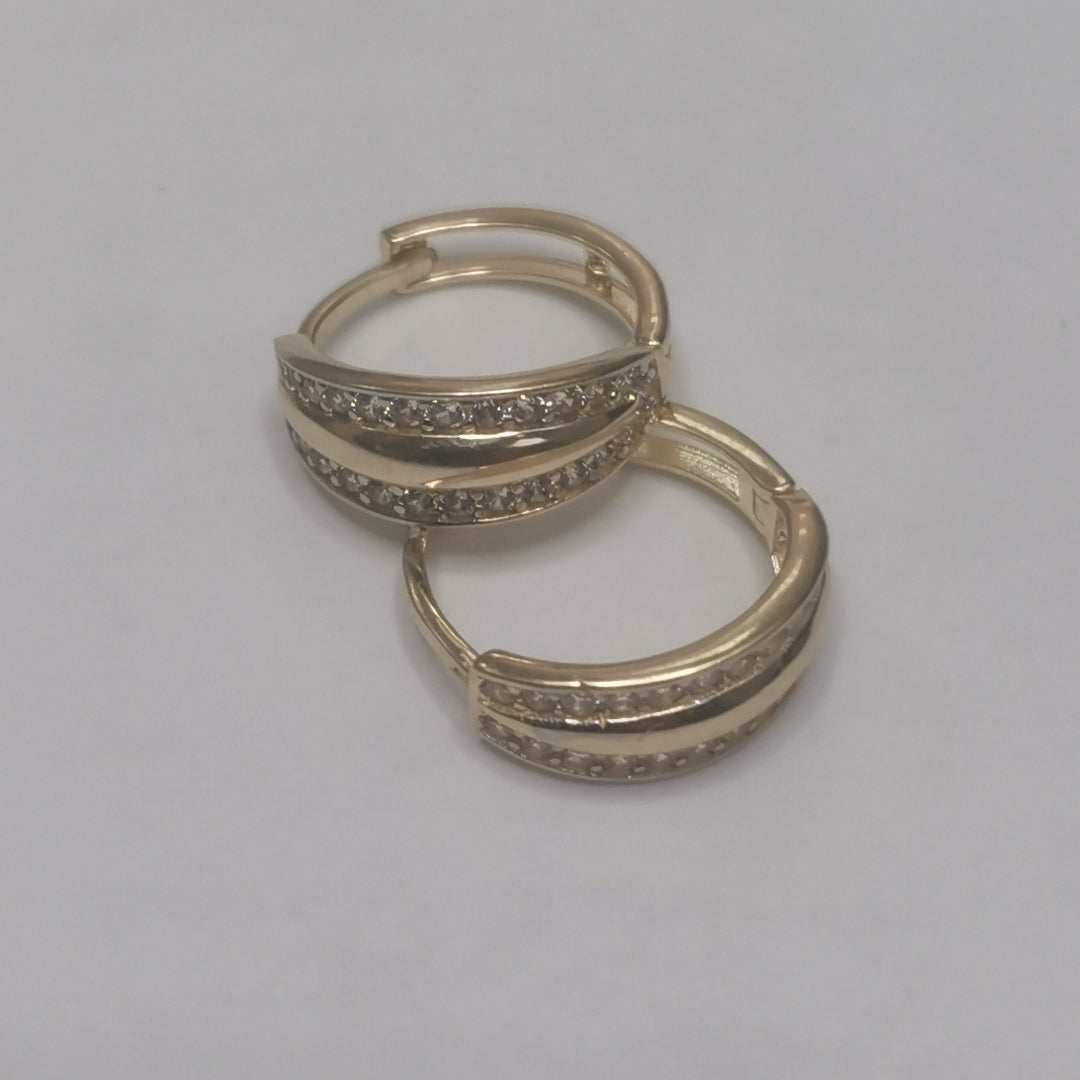 HUGGIES ORO 14K 2.8 (NUEVO)