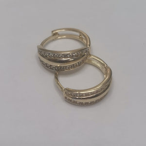 HUGGIES ORO 14K 2.8 (NUEVO)